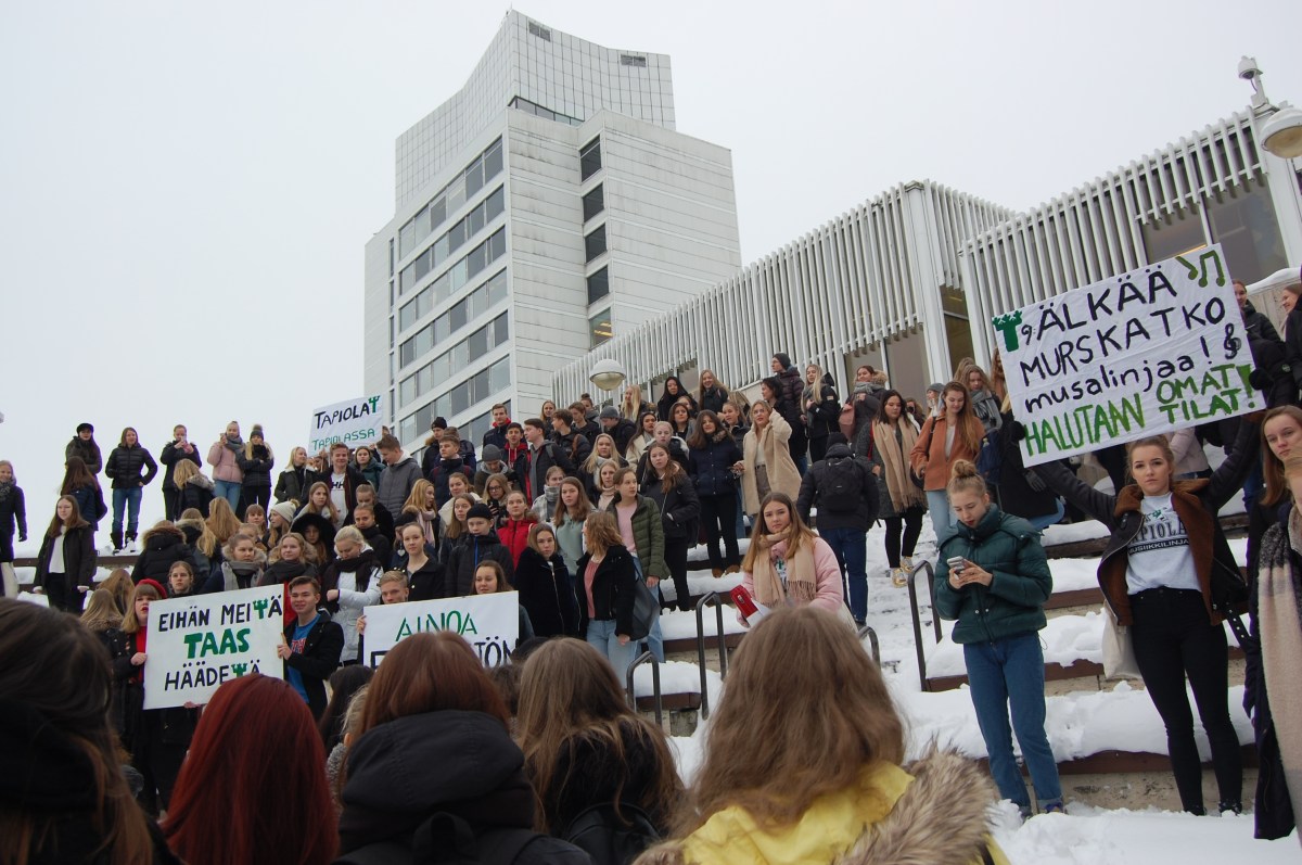 6913971E-4A30-4376-8A01-26EA617B459F